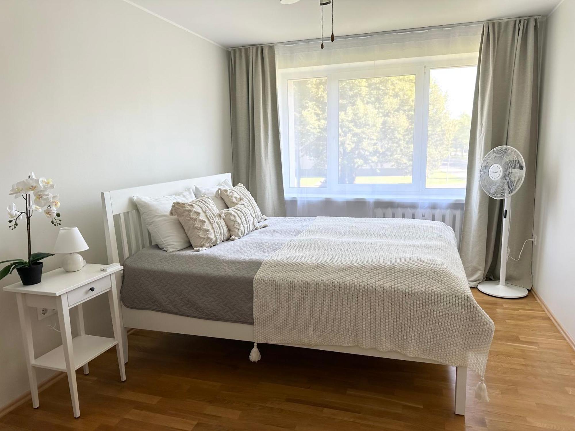 Lovely Beachfront Apartment In Paernu Esterno foto